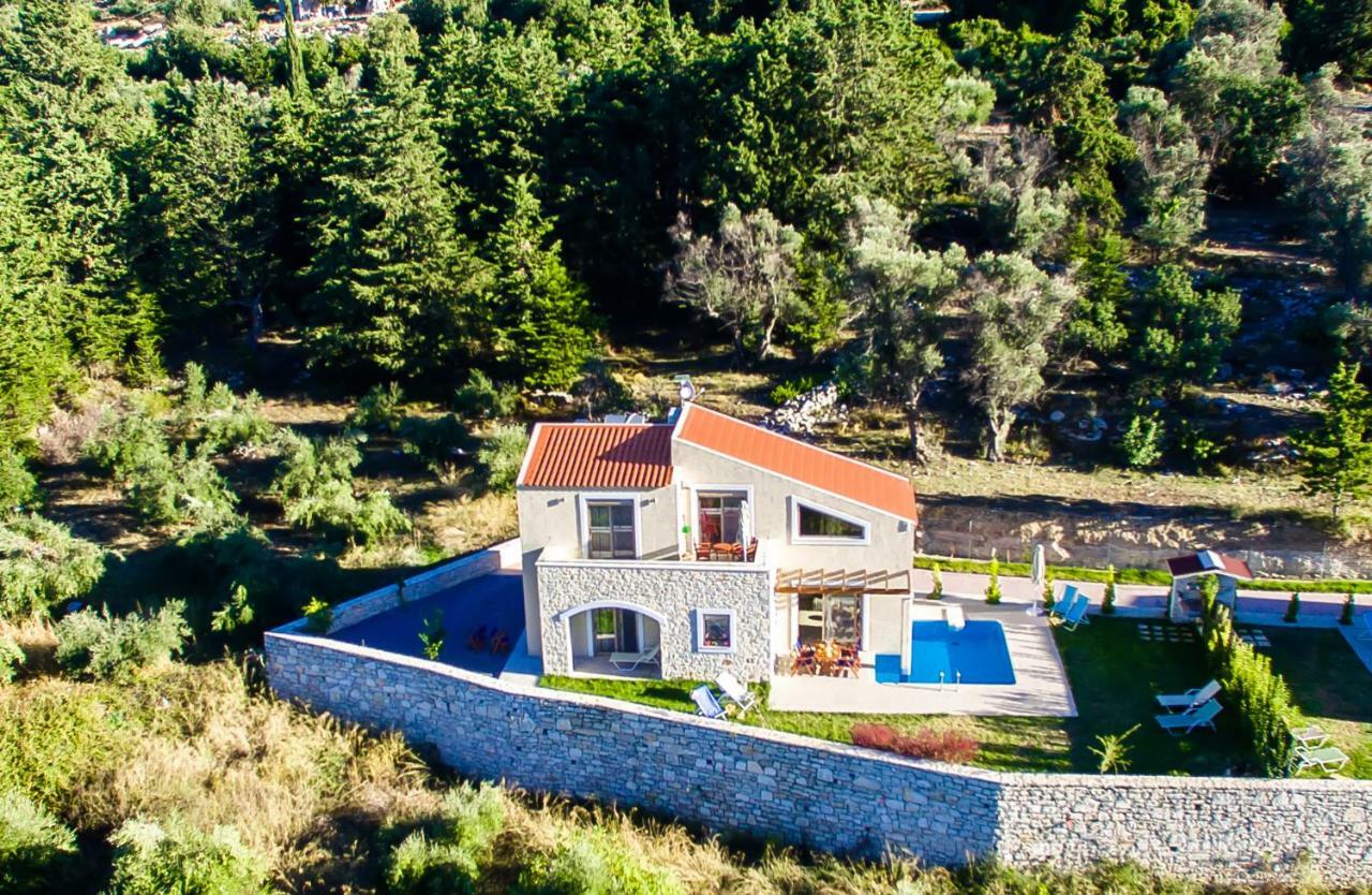 Mon Emvasia Margarites Villas Margarítai Exteriör bild